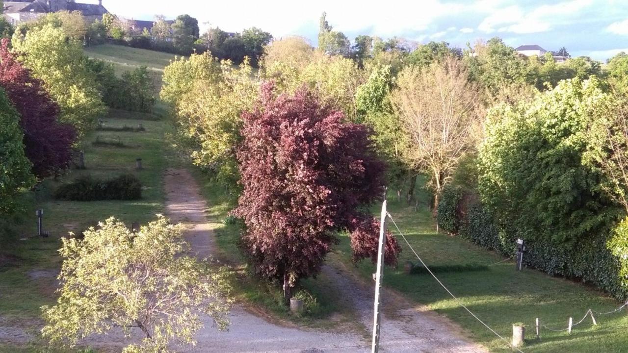 A L'Etape De La Ferme Acomodação com café da manhã Noailles  Exterior foto